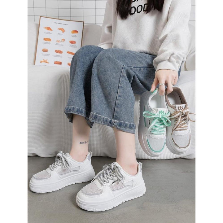 Damen Sportliche Sneakers mit luftiger Mesh-Oberfläche und dämpfender Sohle Echo Archiv