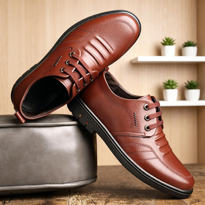 Herren Stilvolle und elegante Schnürschuhe Echoarchiv