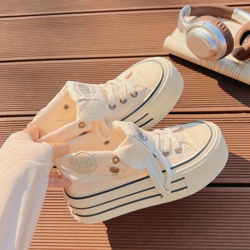 Damen Chunky Sneakers mit hohem Plateau und modischem Schnürsystem Echo Archiv