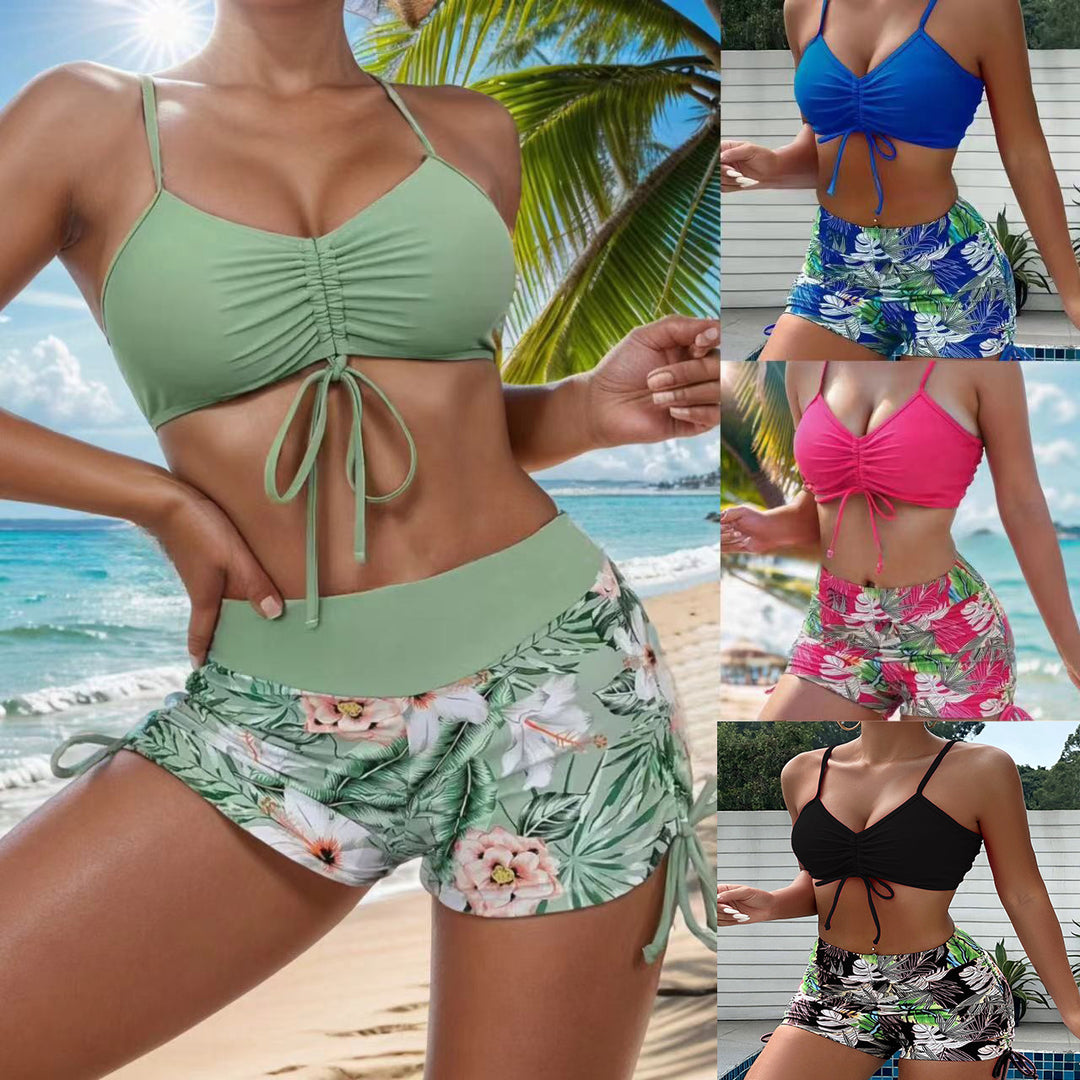 Damen Sportliches Bikini-Set mit verstellbarem Oberteil und dekorativen Shorts Echo Archiv