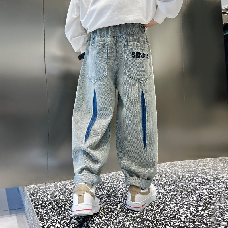 Herren weite Jeans mit modernem Schnitt und kreativen Details Echo Archiv