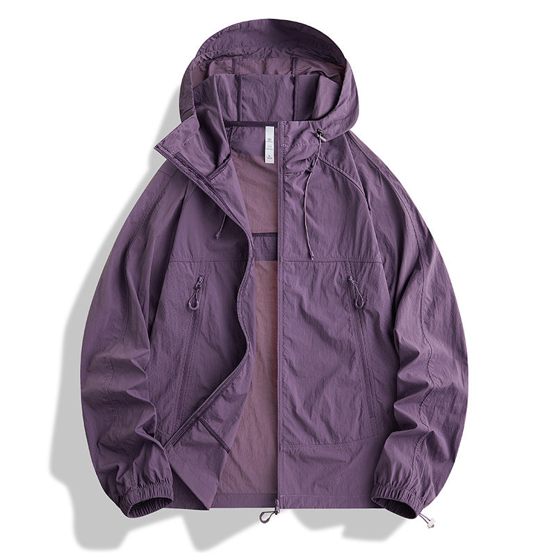 Herren Ultraleichte Kapuzen‑Windjacke mit Packfunktion, Meshfutter & Reißverschlusstaschen Echoarchiv