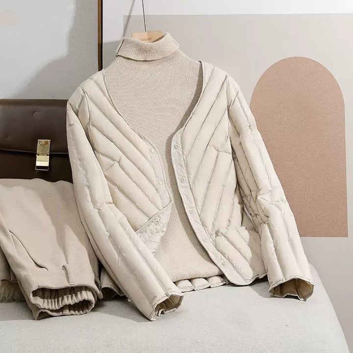 Damen Ultraleichte gesteppte Cardigan-Jacke mit V-Ausschnitt und Druckknopfverschluss Echoarchiv