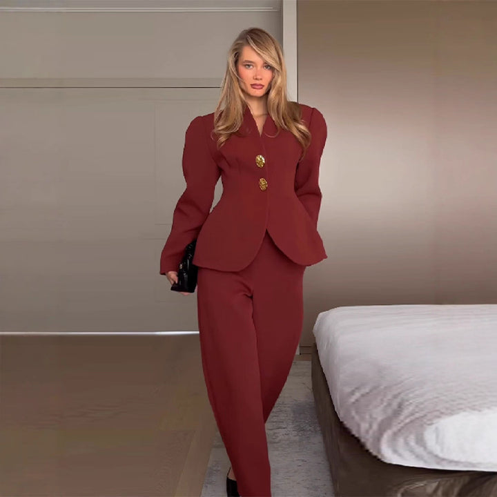 Damen Taillierter Blazer mit Schößchen und weite Hose mit hohem Bund Echo Archiv