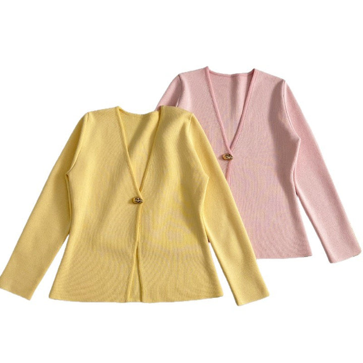 Damen Feiner V‑Ausschnitt-Cardigan mit Schmuckknopf und kastiger Silhouette Echo Archiv