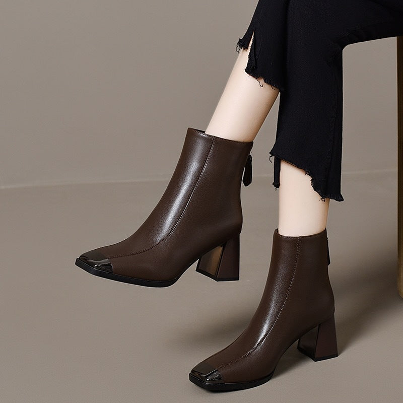 Damen Elegante Ankle Boots mit Hochglanzspitze Echo Archiv