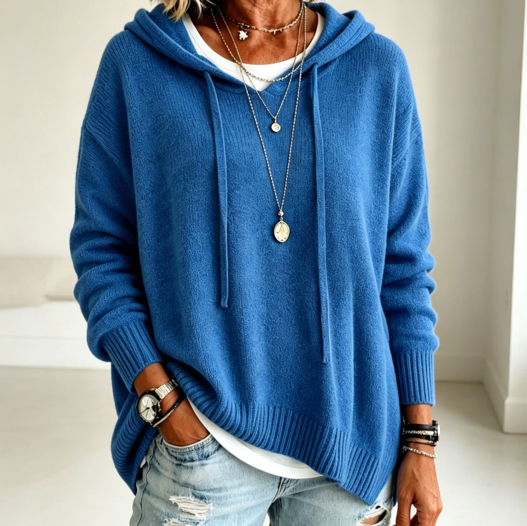 Damen Oversize Kapuzenpullover aus weichem Feinstrick mit Zier‑V‑Ausschnitt – Auréline