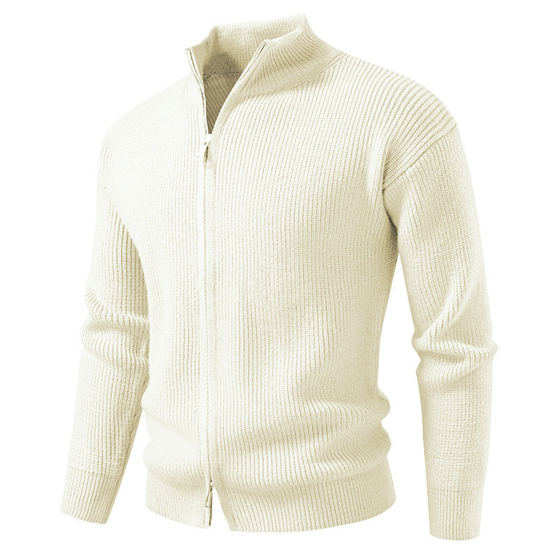 Herren Strickjacke mit hohem Kragen und innovativem Reißverschluss Echoarchiv