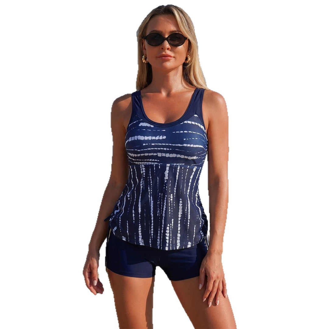 Damen Sportoberteil mit sportlichen Shorts Echo Archiv