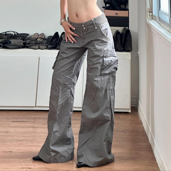 Damen Cargohose mit weitem Bein, hoher Taille und aufgesetzten Klappentaschen Echo Archiv