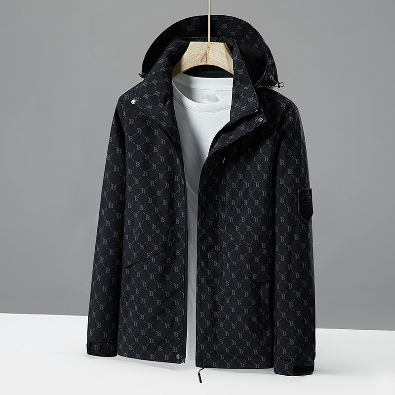 Herren leichte wasserabweisende Kapuzenjacke mit Allover‑Logomuster, winddichter Shell und praktischen Taschen Echoarchiv