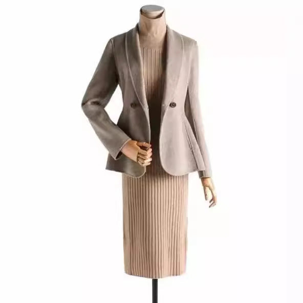 Damen Taillierter Wollmix-Blazer mit Schalkragen und figurnahen Teilungsnähten Echo Archiv