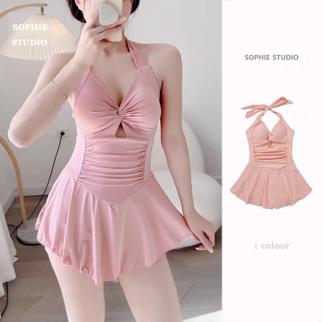 Damen Einteiler Badeanzug mit modischem Wickeldesign und geschmackvollem Cut-Out Echo Archiv