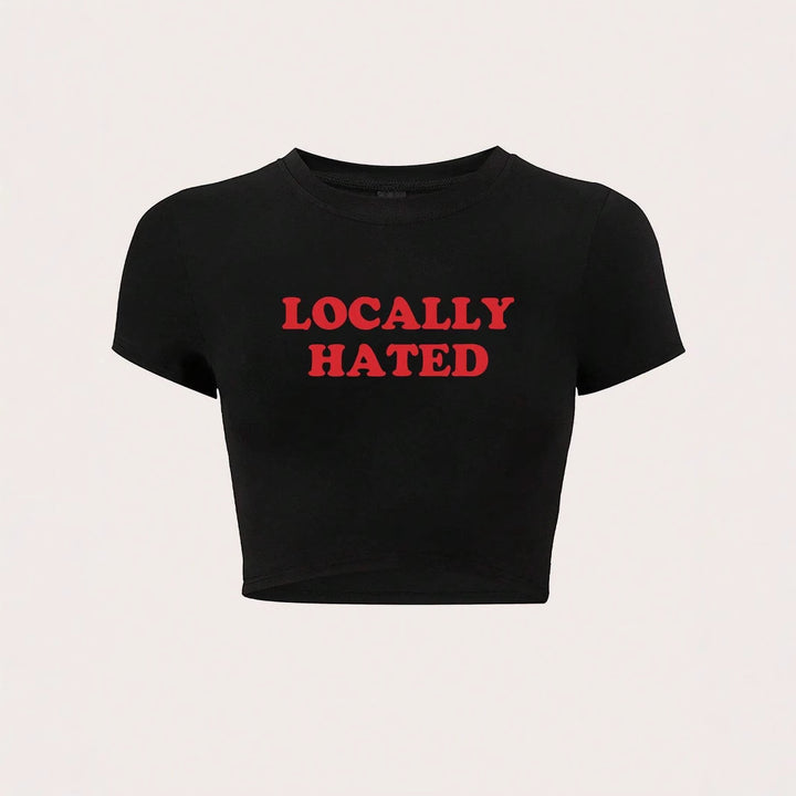 Damen Crop-T-Shirt mit auffälligem Schriftzug und figurbetontem Design Echo Archiv