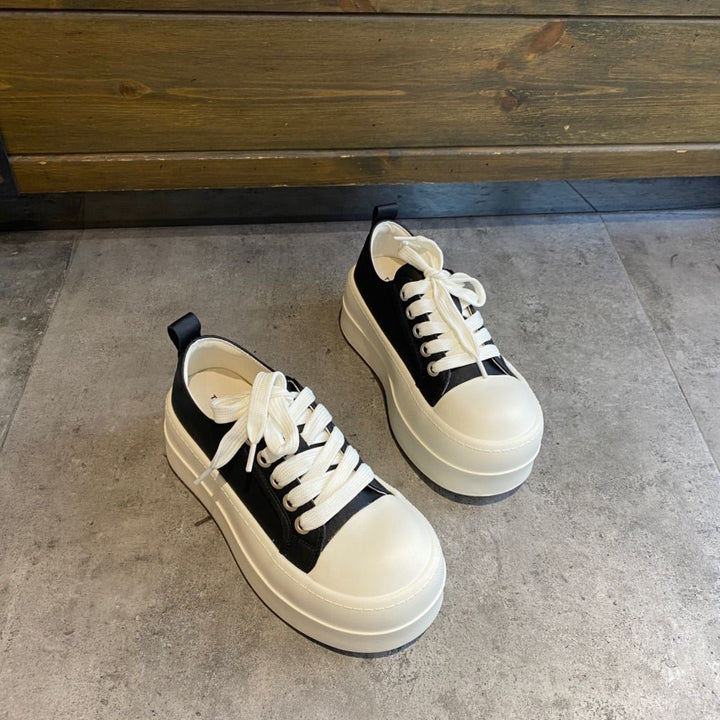 Damen Plateau-Sneaker mit robuster Gummisohle und komfortabler Dämpfung Echo Archiv
