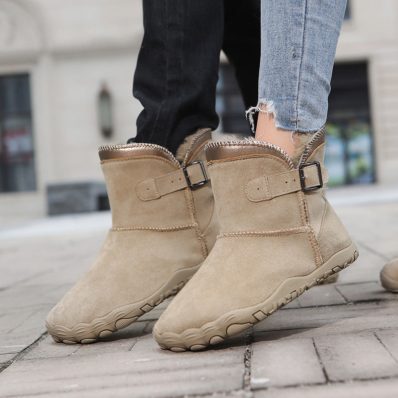 Damen Winterstiefelette mit Kunstfellfutter, rutschfester Profilsohle und verstellbarem Schnallenriemen – Lioré