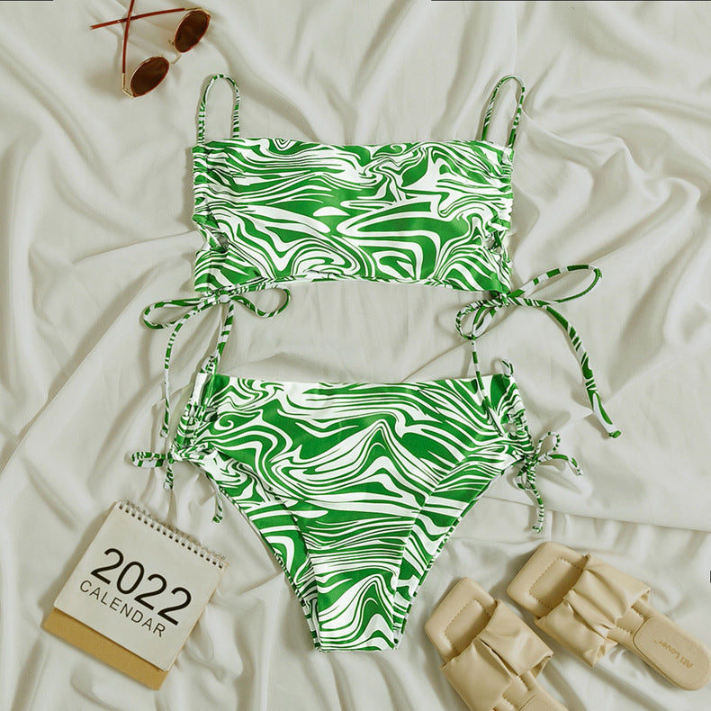 Damen Triangel-Bikini mit verstellbaren Bändern und elastischem Design Echo Archiv