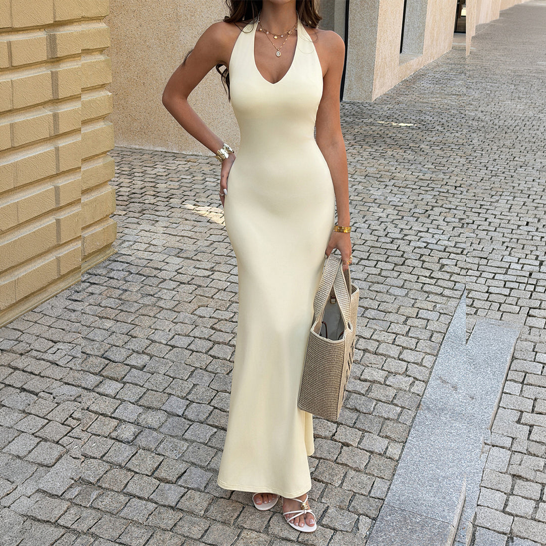 Damen Figurbetontes Abendkleid mit Halterrücken Echo Archiv
