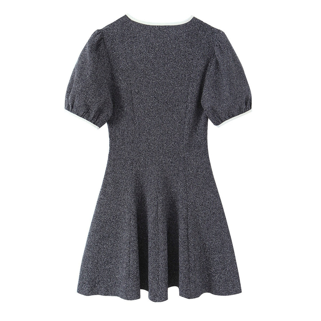 Damen Kurzarm Kleid mit eleganter Schleifenapplikation und V-Ausschnitt Echo Archiv