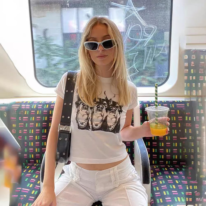 Damen Grafik T-Shirt mit kreativen Druck Echo Archiv