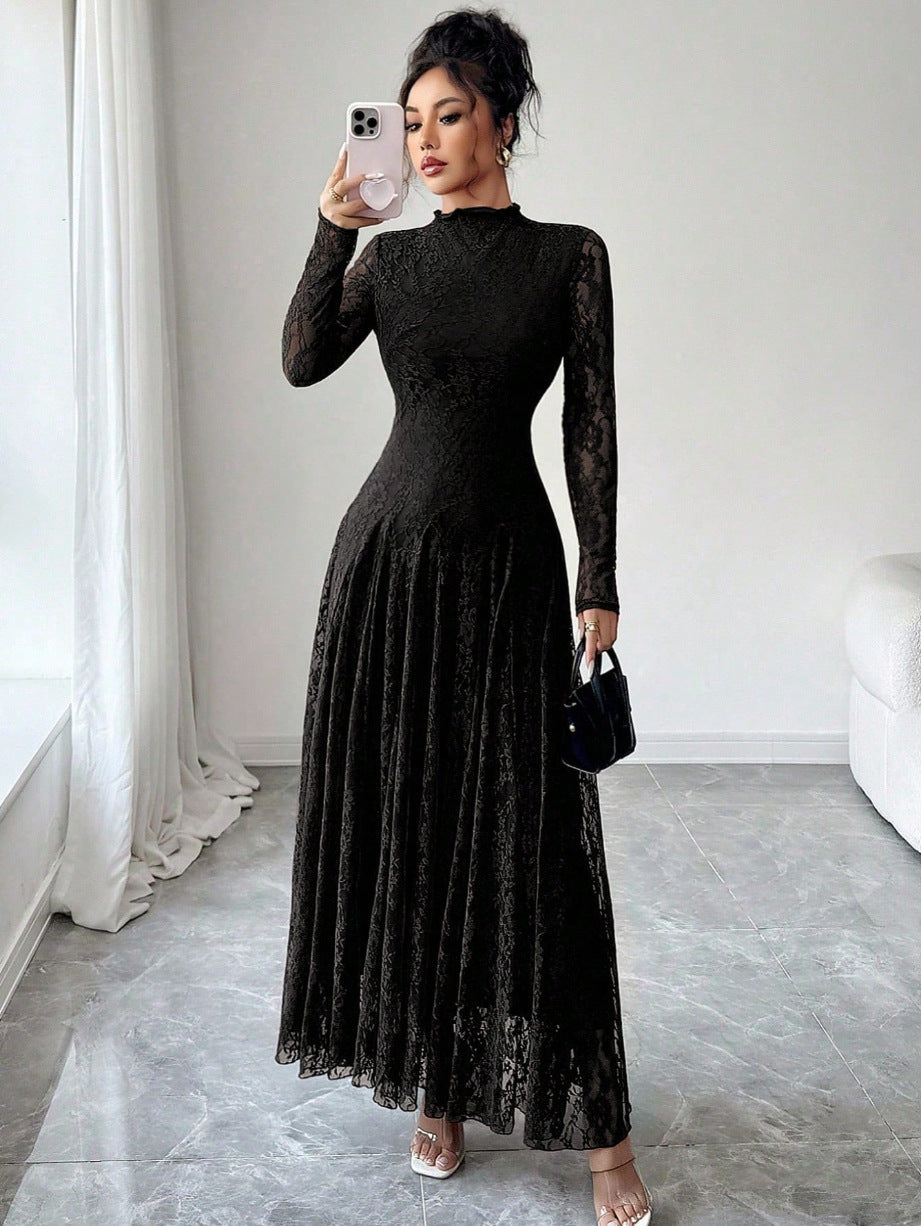 Damen Elegantes Hochzeitskleid mit Spitzenärmeln Echo Archiv
