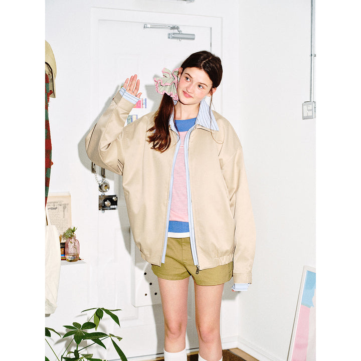Damen Kurz geschnittene Boxy‑Blousonjacke mit gestreiftem Hemdkragen Echoarchiv
