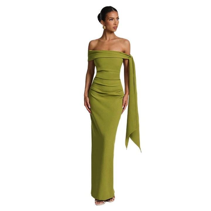 Damen Elegantes Maxikleid mit schulterfreiem Design und raffiniertem Drapierungselement Echo Archiv