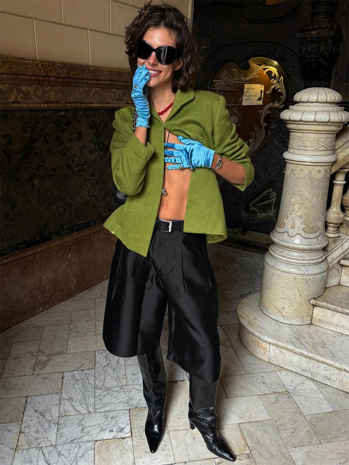 Damen Kurzblazer aus strukturiertem Bouclé mit kastiger Silhouette Echoarchiv
