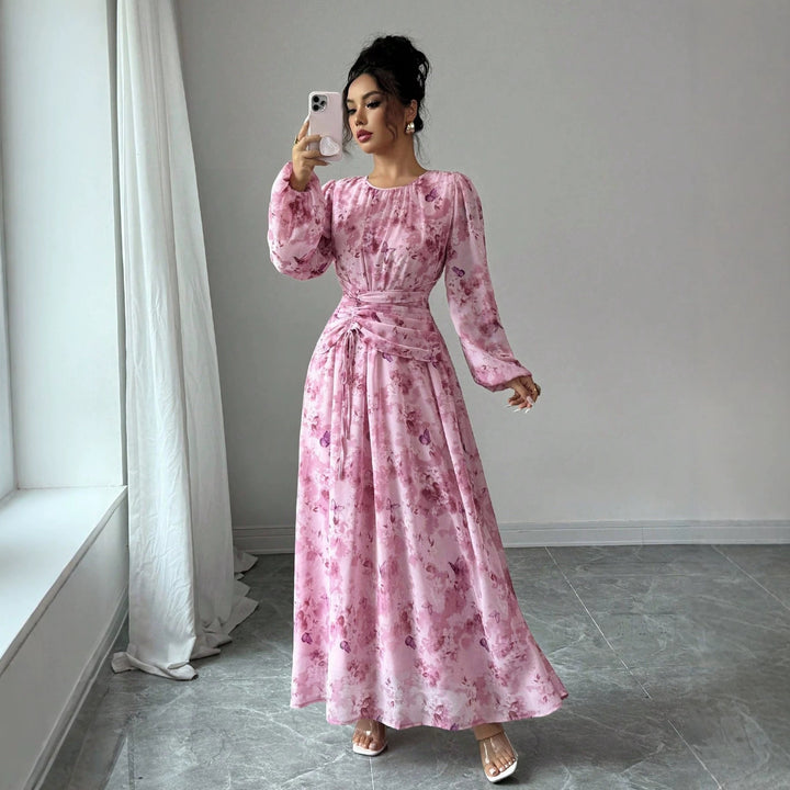 Damen Maxikleid mit floralem Schmetterlingsprint, geraffter Taillenpartie und langen Ballonärmeln Echo Archiv