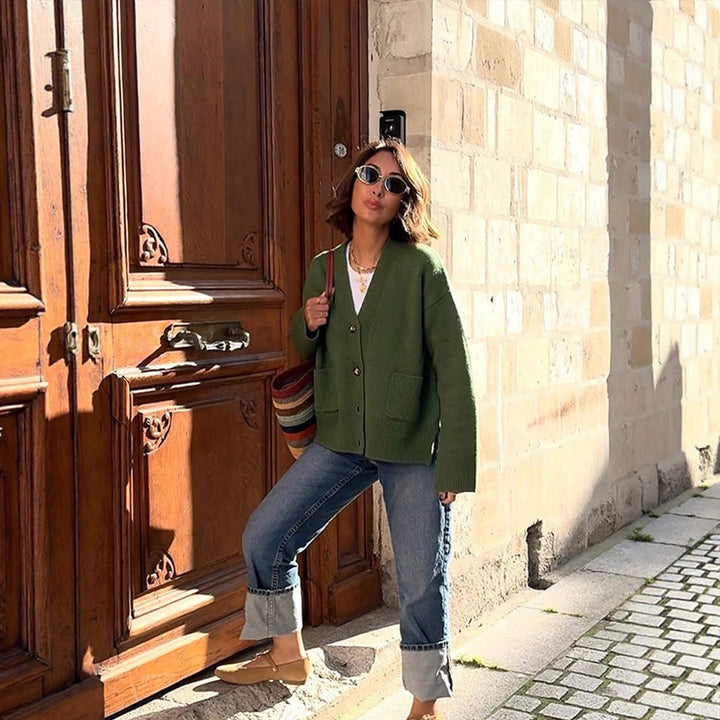 Damen Oversize-Strickcardigan mit Zierknopfleiste, aufgesetzten Taschen und verlängerten Bündchen Echoarchiv