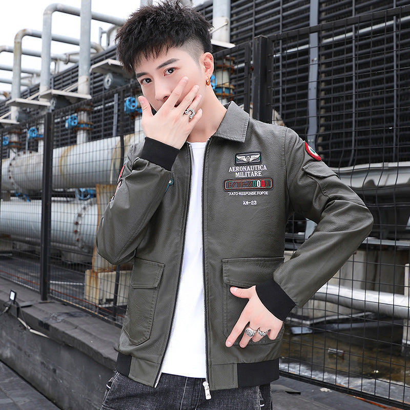 Herren Aviator‑Bomberjacke im Military‑Style mit großem Rückenpatch und Ärmeltasche Echoarchiv