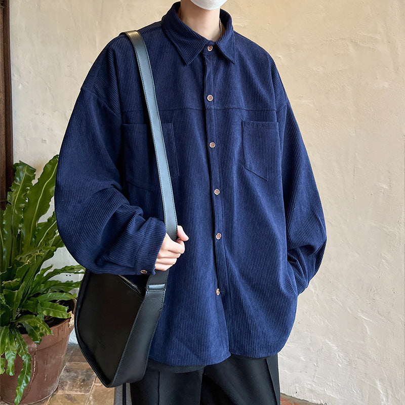Herren nan oversized Kordhemdjacke mit aufgesetzten Brusttaschen, abgerundetem Saum und lockerer Silhouette Echo Archiv
