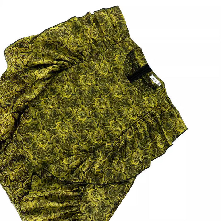 Damen Kleid mit voluminösen Rüschen und floralem Muster Echo Archiv