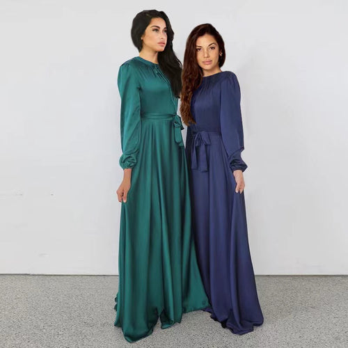Damen Maxikleid aus fließendem Satin mit Stehkragen und Bindegürtel Echoarchiv