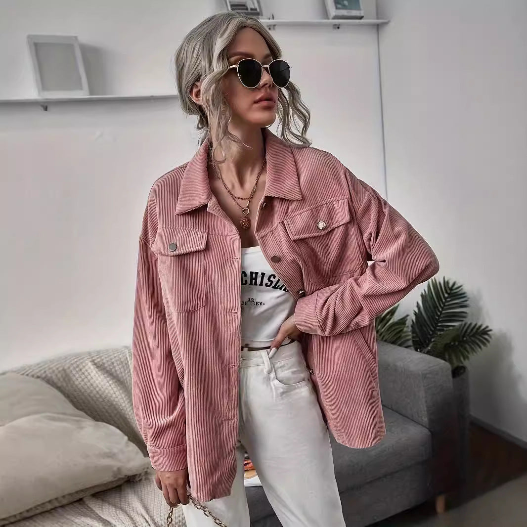 Damen Cord-Overshirt mit Pattentaschen und Oversize-Schnitt Echoarchiv