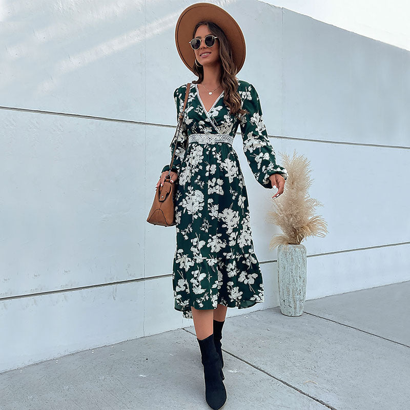 Damen Wickel-Midikleid im Boho-Stil mit Spitzenpasse, Häkel-Taillenband & seitlichem Beinschlitz Echoarchiv