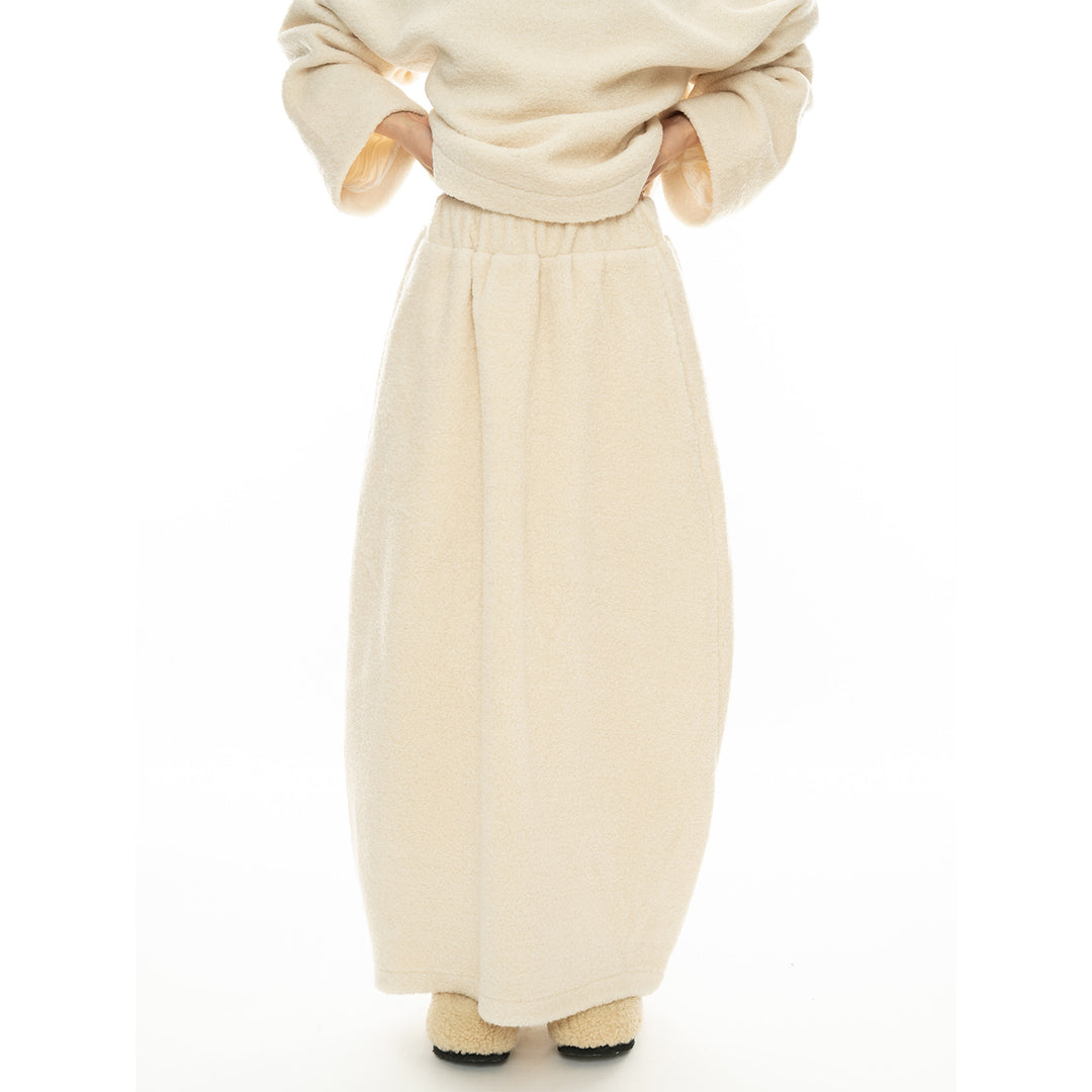 Damen Maxi-Rock aus Teddy‑Fleece mit hohem Elastbund und weitem Fall Echoarchiv