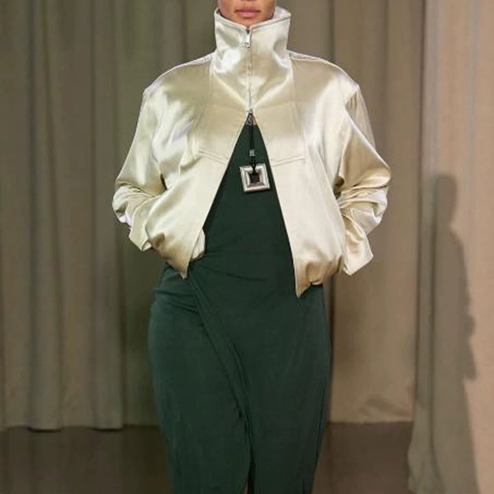 Damen Oversized Satin-Bomberjacke mit hohem Stehkragen, Halbreißverschluss und Gummizugsaum Echoarchiv