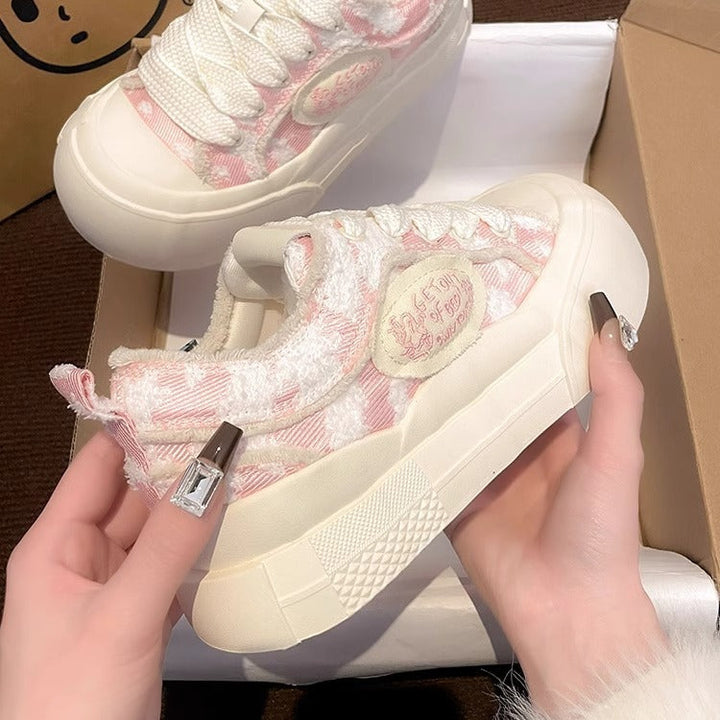 Damen Exklusive Trend-Sneaker mit weichem Obermaterial und besonders dämpfender Sohle Echo Archiv