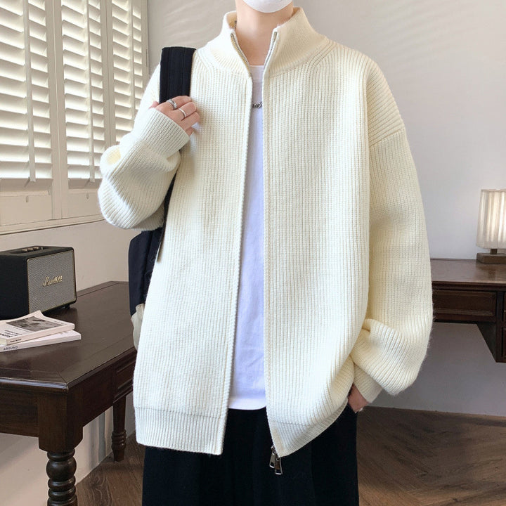 Herren Oversized Strick‑Zipjacke mit hohem Stehkragen und feiner Rippstruktur Echoarchiv