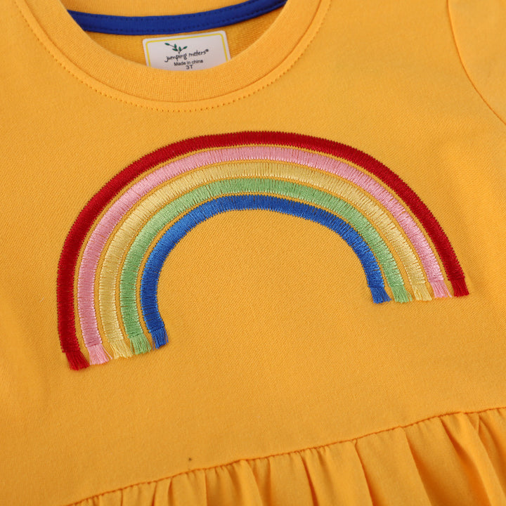 Mädchen Freizeitkleid mit Regenbogen-Stickerei Echo Archiv