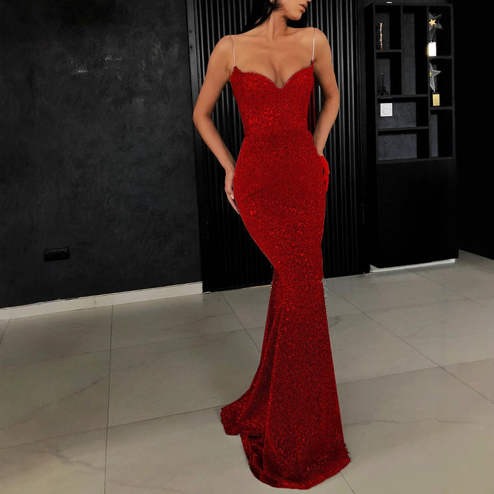 Damen Funkelndes Abendkleid im Sleek-Design Echo Archiv