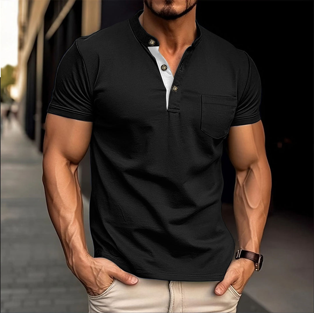 Herren Polo-Shirt mit modernem Stehkragen und dekorativen Druckknöpfen Echoarchiv
