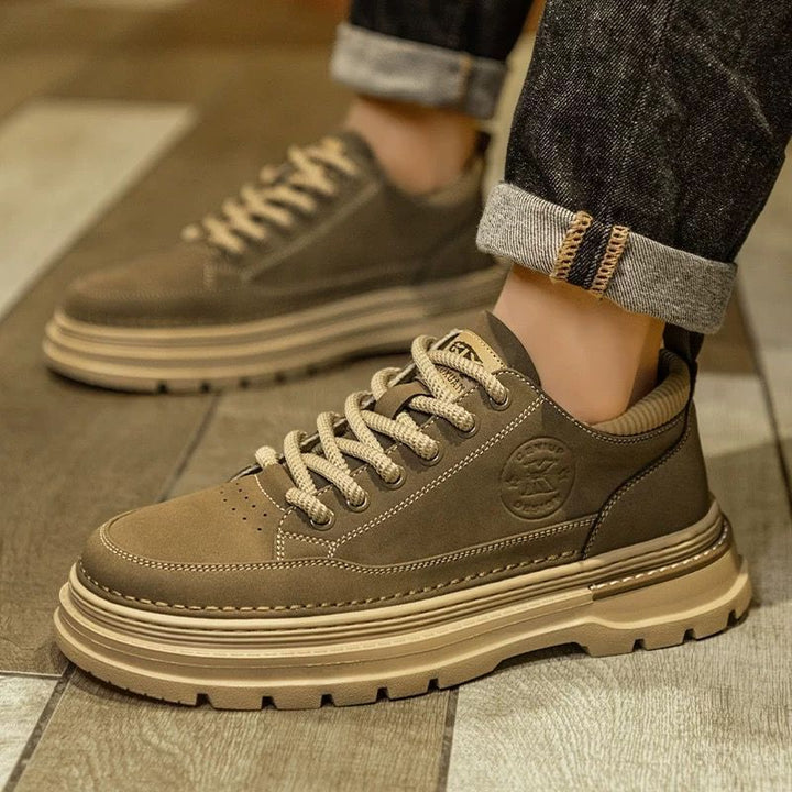 Damen sportliche Sneakers mit komfortabler Dämpfungstechnologie und strapazierfähigem Obermaterial Echo Archiv