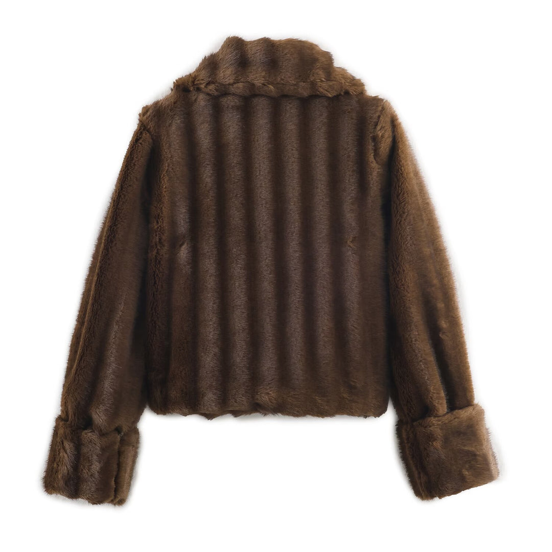 Damen Kurzjacke aus Kunstpelz mit großem Schalkragen und Umschlagärmeln Echo Archiv