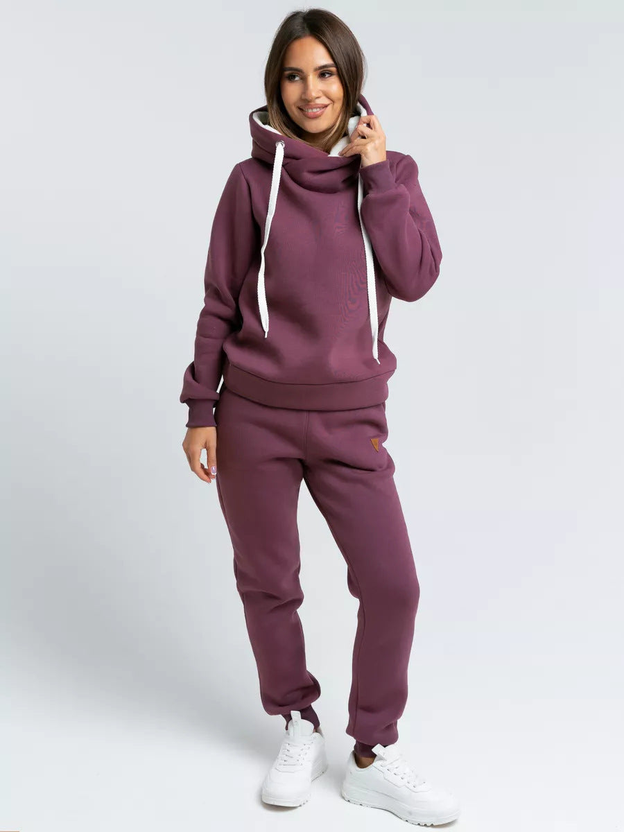 Damen Loungewear-Set mit Schalkragen-Hoodie und taillierter Jogginghose – Élanora