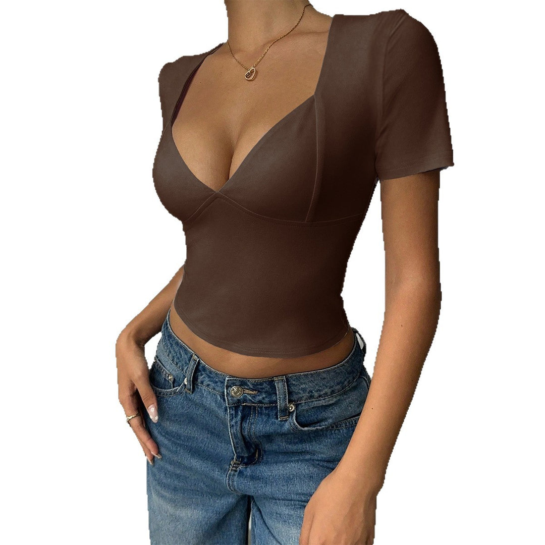 Damen Oberteil mit tiefem V-Ausschnitt und figurbetonter Silhouette Echo Archiv