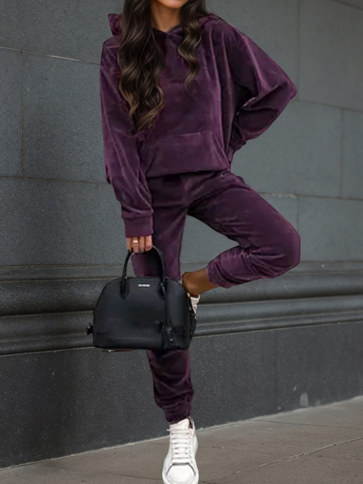 Damen Samt-Jogginganzug mit Kapuzenhoodie, Kängurutasche und elastischer Bündchenhose Echoarchiv