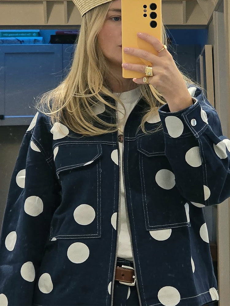 Damen weite Cargo-Hose mit hoher Taille, Punkteprint und sichtbaren Kontrastnähten Echoarchiv