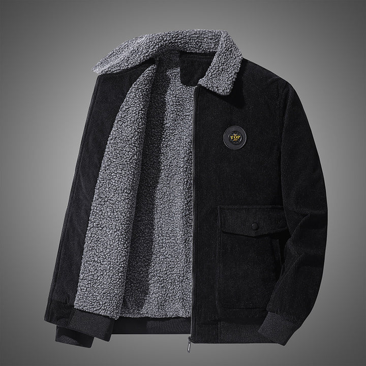 Herren nan Cordjacke mit Sherpa-Futter, Reverskragen und aufgesetzten Pattentaschen im Bomberstil Echo Archiv
